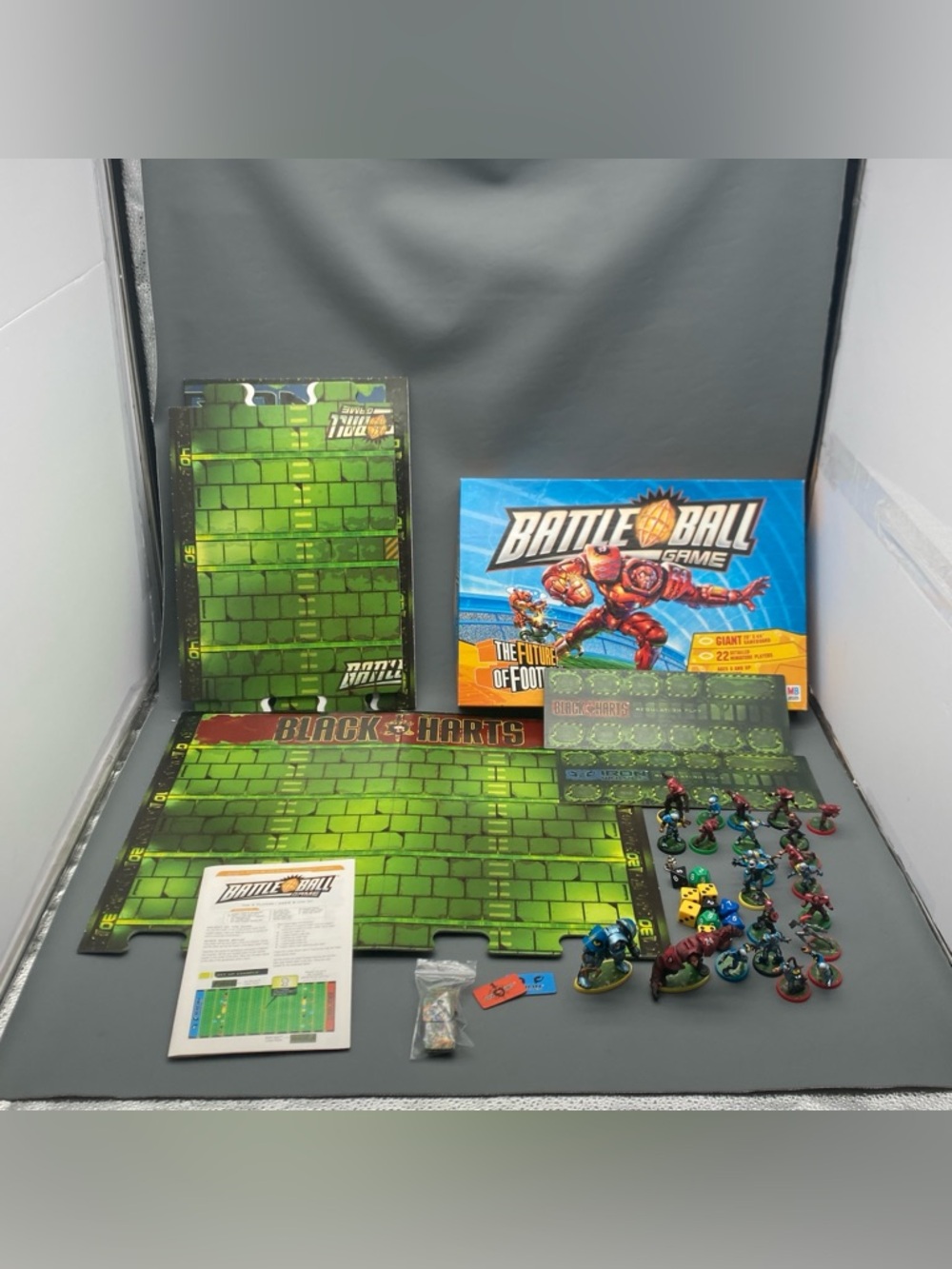 Milton Bradley BattleBall Board Game 2003 Future of Football Complete MB #40898
